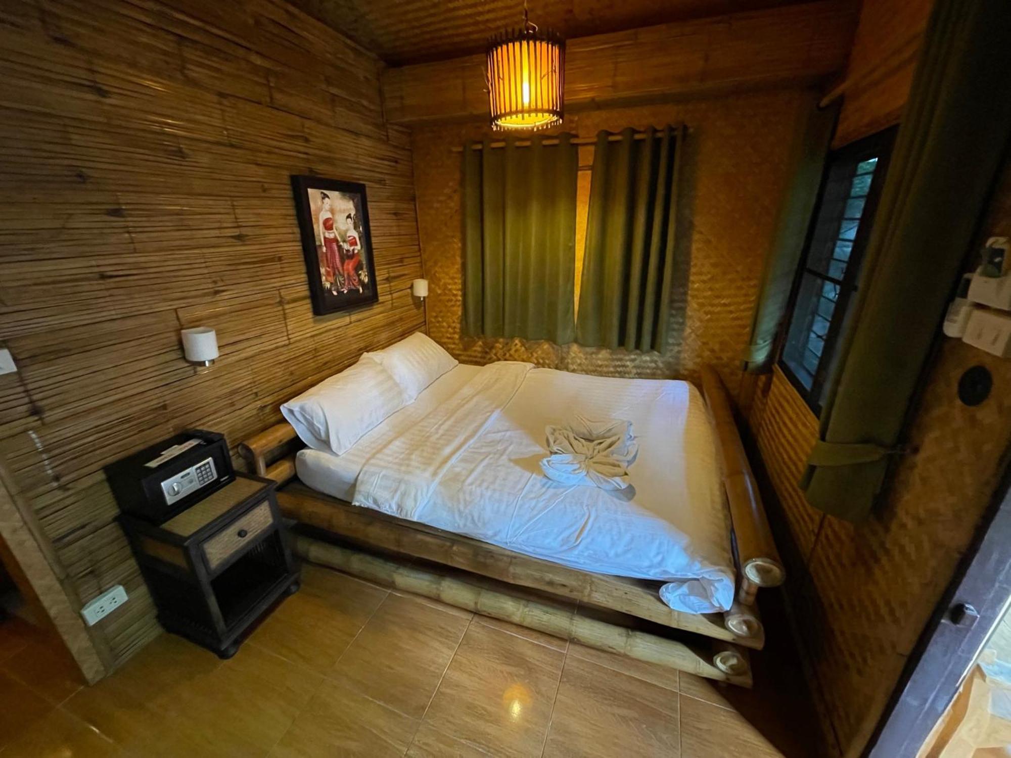 Boutique Hotel & Restaurant, Jaidee Bamboo Huts Chiang Mai Exteriör bild