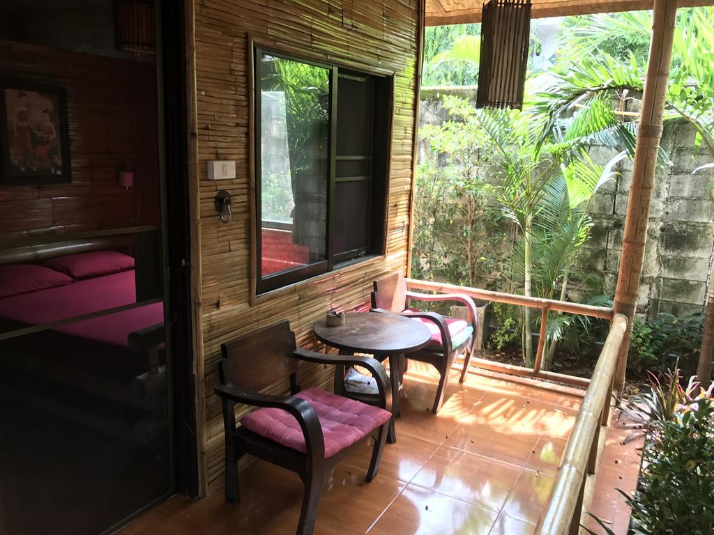 Boutique Hotel & Restaurant, Jaidee Bamboo Huts Chiang Mai Exteriör bild