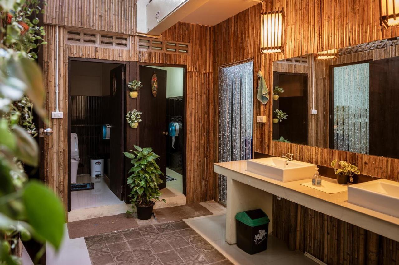 Boutique Hotel & Restaurant, Jaidee Bamboo Huts Chiang Mai Exteriör bild