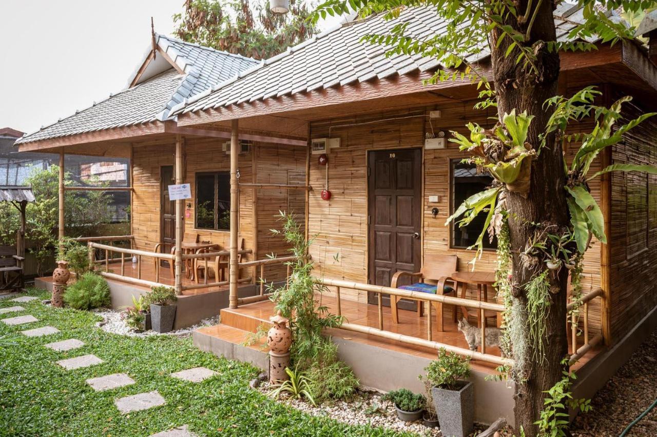 Boutique Hotel & Restaurant, Jaidee Bamboo Huts Chiang Mai Exteriör bild